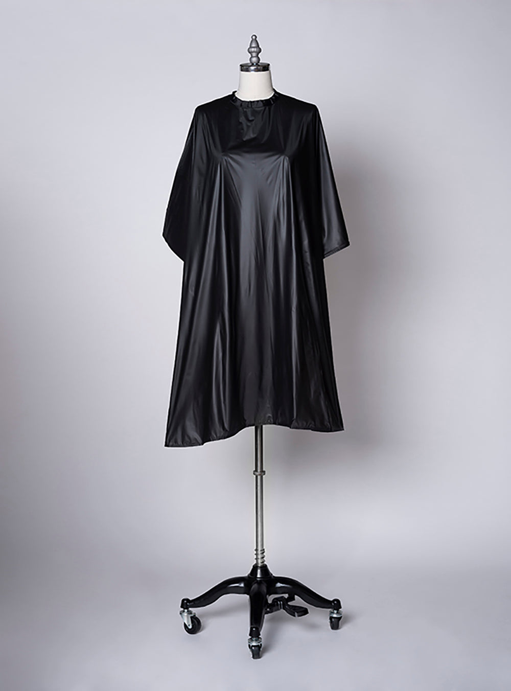 Fromm Client-Ready Premium Gunmetal Shampoo Cape